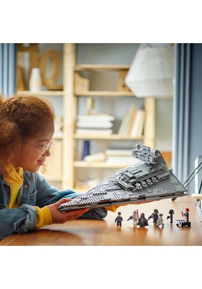 Star Wars İmparatorluk Yıldız Destroyeri 75394