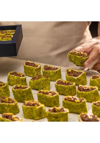 Servet Çikolatalı Antep Fıstıklı Sarma Lokum 500 G