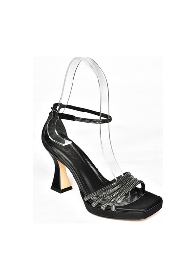 Fox Shoes S569314604 Siyah Kumaş Kalın Topuklu Kadın Ayakkabı Siyah