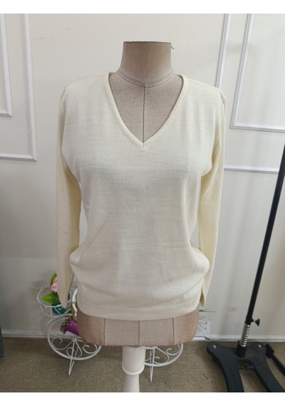 Butik İstanbul Kadın Uzun Kollu V Yakalı Triko Bluz Beyaz