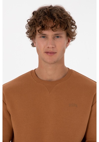 U.S. Polo Assn. Erkek Comfort Fit Bisiklet Yaka Şardonlu Camel Basic Sweatshirt 50313757-VR233