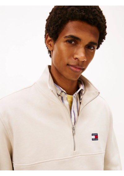 Tommy Hilfiger Tjm Normal Kesim Armalı Yarım Fermuarlı Erkek Beyaz Sweatshirt Dm0dm22344ybh Beyaz Tommy Hilfiger Tjm Normal Kesim Armalı Yarım Fermuarlı Erkek Beyaz Sweatshirt Dm0dm22344ybh Beyaz