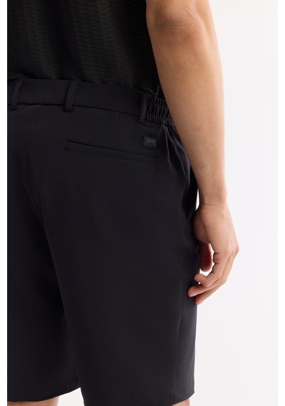 Avva Erkek Siyah Beli Lastikli Bi-stretch Teknik Kumaş Relaxed Fit Şort A51y3712