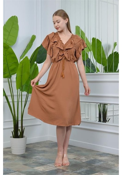 Neşeli Butik Kadın Yaka Ve Kolları Fırfırlı Bağlama Detaylı Ayrobin Elbise Nb10050 Taba