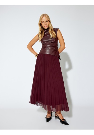 Koton Drape Detaylı Kolsuz Asimetrik Kesim Suni Deri Bluz Bordo 5wak60204uw