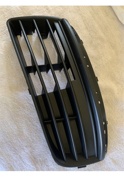Tampon Izgarası Sol Sıssız Nıkelajsız Vw Jetta 05-10