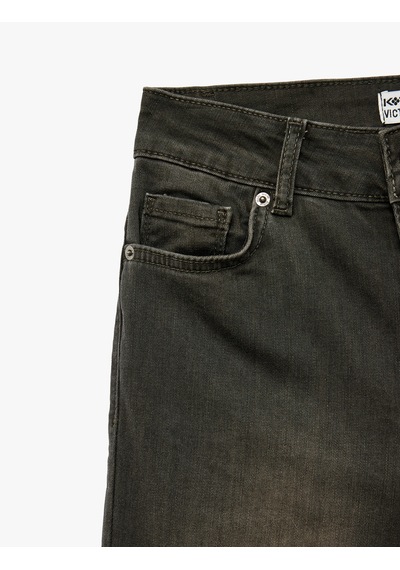 Koton Dar Kesim Düğmeli Cepli İspanyol Paça Denim Pantolon - Flare Jeans Haki 6sal40095mw Haki