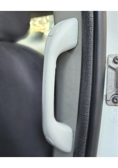 Renault Trafic Yolcu Tutamağı Özel Tasarım İç Tutamak Aparatı Gri