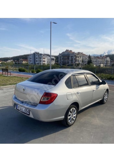 Renault Symbol 2008-2012 Cam Rüzgarlığı - Parlak Siyah