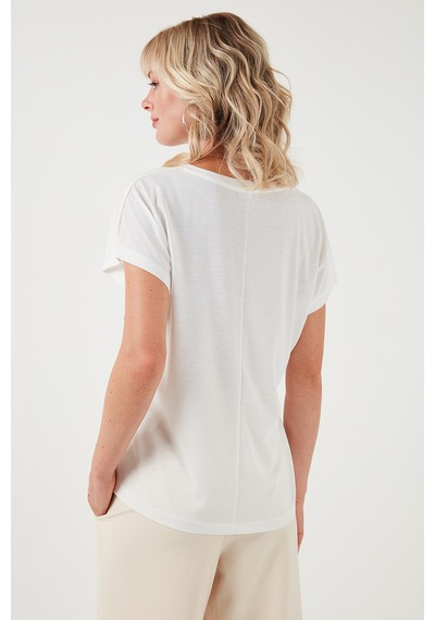 Lela Baskılı Bisiklet Yaka Regular Fit Bayan T Shirt 6671007 Ekru Lela Baskılı Bisiklet Yaka Regular Fit Bayan T Shirt 6671007 Ekru