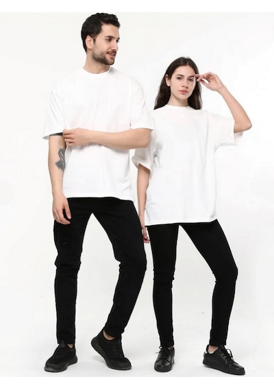 Unisex Beyaz Oversize Bol Kalıp T-shirt Çift Kombini Tavsiyesi Beyaz