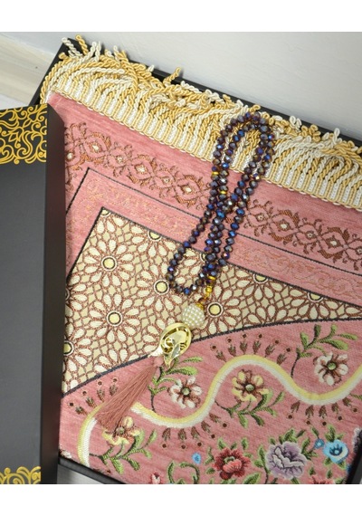 Kadife Astarlı Seccade Ve Kristal Tesbih Özel Kutulu Lüks Hediyelik Çeyizlik Set Pembe