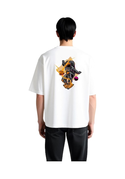 Paybuy Erkek Oversize Tişört Kaykayda Uçan Astronot Baskılı Crew Yaka Kı Beyaz