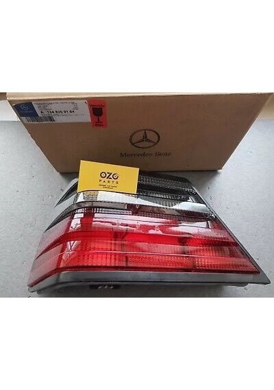 Stop Lambası Sol Beyaz-e200 Mercedes W124 Bm 93-95 Oem No: A1248209164