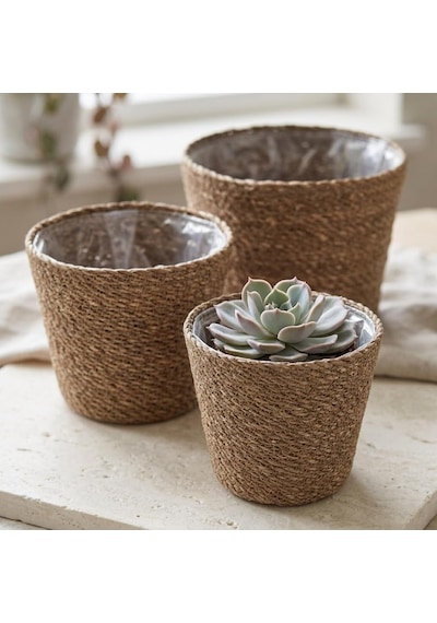 3'lü Yuvarlak Hasır Saksı Seti, El Yapımı Doğal Dokulu İç Astarlı Dekoratif Saksı, Büyük 25x18 Cm Orta 22x15 Cm Küçük 20x13 Cm, Geri Dönüşüme Uygun Hasır Set