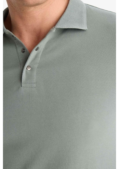 DeFacto Slim Fit Dar Kesim Polo Yaka Kısa Kollu Dokulu Basic Düz Tişört T5259AZ25SMGN1153