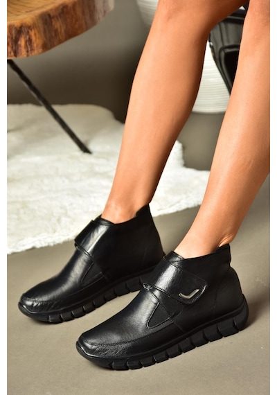 Fox Shoes Siyah Hakiki Deri Comfort Ortopedik Taban Kadın Bot N555361003 Siyah