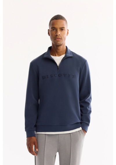 Avva Erkek Açık Lacivert Dik Yaka Fermuarlı Soft Touch Baskılı Regular Fit Sweatshirt A52y1281