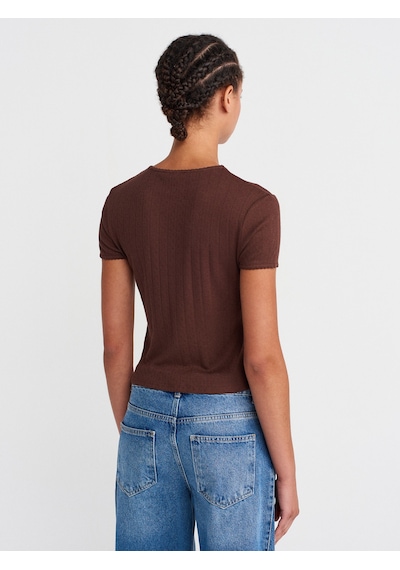 Dilvin 31795 Fiyonk Detaylı Kısa Kollu Kontrast T-shirt-açık Kahve Açık Kahve