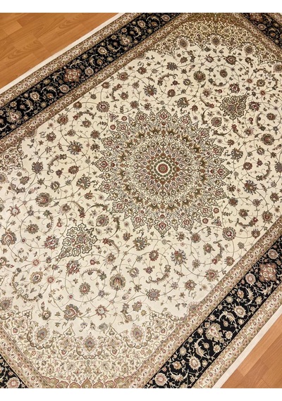 Milat 200 X 300 İpek Halı Bej