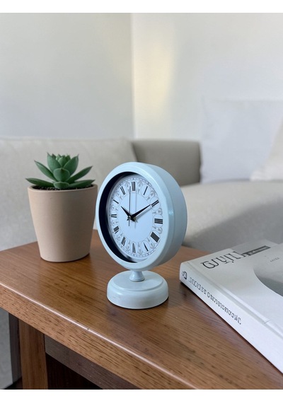 Büro Ev Ofis Hediyesi İçin 20x25cm Beyaz Dekor Desenli Metal Masa Saati Diğer