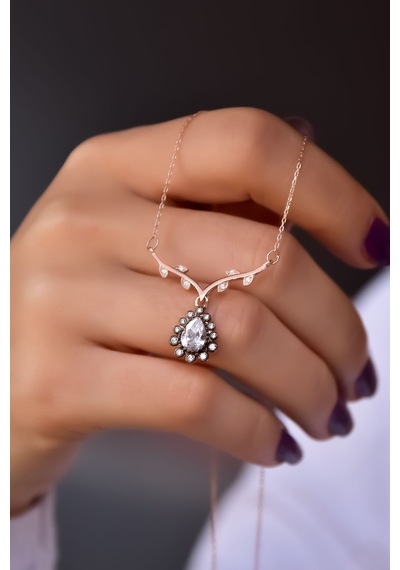 Papatya Silver 925 Ayar Gümüş Rose Kaplama Tasarım Sarmaşık Dallı Elmas Montür Damla Kolye