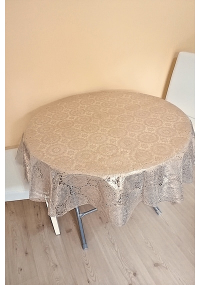 Üstü Şeffaf Muşamba Kaplama Dantel Görünüm Yuvarlak Masa Örtüsü -137 Cm Çap -bakır Renk-cck Bakır