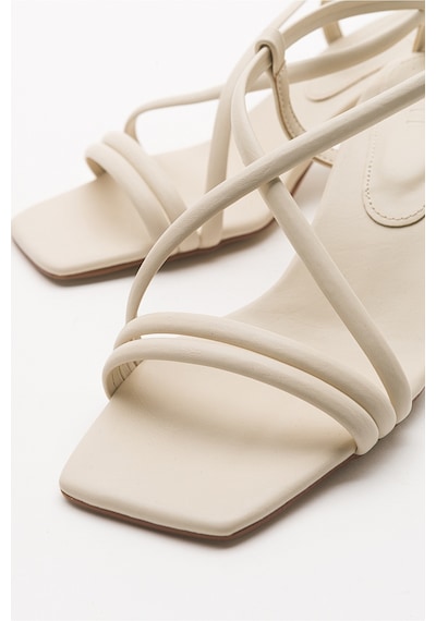 Luvishoes Daisy Bej Cilt Kadın Topuklu Ayakkabı Bej