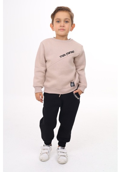 Toontoy Kids Toontoy Erkek Çocuk 2'li Takım Baskılı Bisiklet Yaka Asimetrik Sweatshirt & Beli Paçası Lastikli Cepli Jogger Eşofman Altı Bej Toontoy Kids Toontoy Erkek Çocuk 2'li Takım Baskılı Bisiklet Yaka Asimetrik Sweatshirt & Beli Paçası Lastikli Cepli Jogger Eşofman Altı Bej