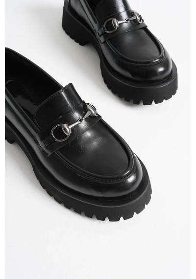 Trendella Toka Detaylı Siyah Günlük Loafer Ayakkabı Tr10ms04a