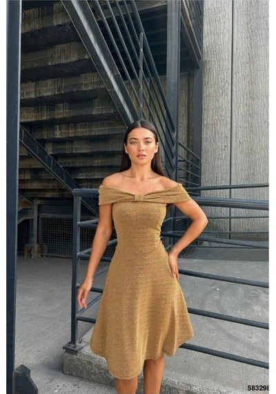 DefyModa Kadın Sade Madonna Yaka Şık Abiye Elbise Altın