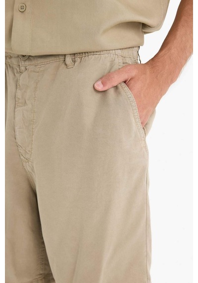 Defacto - Relax Fit Akışkan Kumaş Bermuda Şort E0804AX25SM Haki