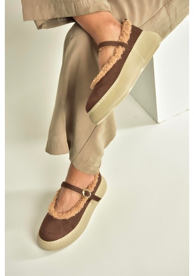 Fox Shoes V811269502 Kahverengi Süet İçi Kürklü Günlük Kadın Ayakkabı Kahverengi
