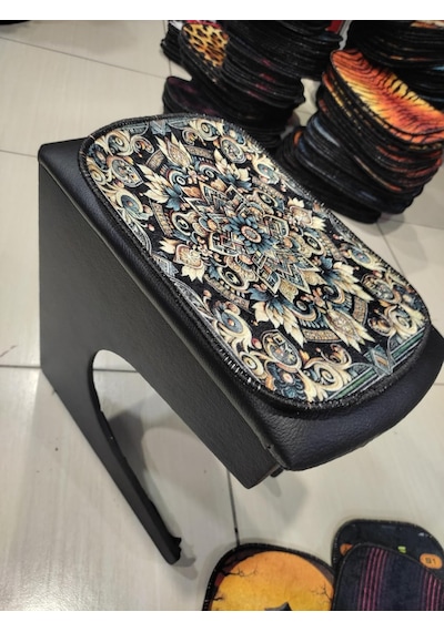 Özel Tasarım Dijital Baskı Oto Kol Dayama Minderi, Kaymaz Tabanlı, Kumaş, 29x19 Cm, Mandala Desen