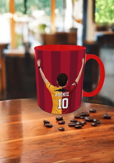 Galatasaray Temalı Kişiye Özel Kupa İsim & Numara Yazılabilir Taraftar Çift Kupa Tasarımı Erkek Taraftar Kırmızı Galatasaray Temalı Kişiye Özel Kupa İsim & Numara Yazılabilir Taraftar Çift Kupa Tasarımı Erkek Taraftar Kırmızı