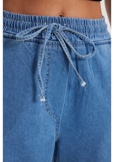Tudors Kadın Relax Fit Rahat Kesim %100 Pamuk Beli Bağcıklı Lastikli Denim Efektli Açık Mavi Palazzo Pantolon-50830 Tudors Kadın Relax Fit Rahat Kesim %100 Pamuk Beli Bağcıklı Lastikli Denim Efektli Açık Mavi Palazzo Pantolon-50830