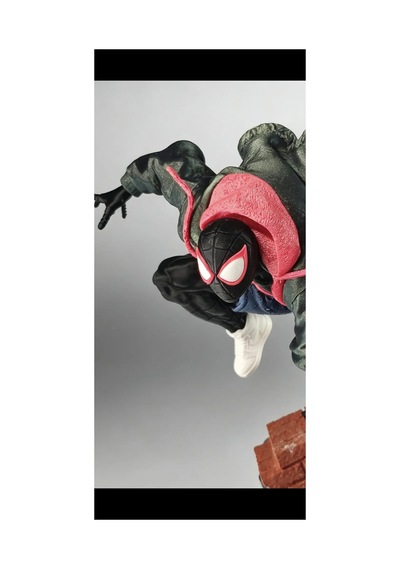 Miles Morales Figür 20 Cm