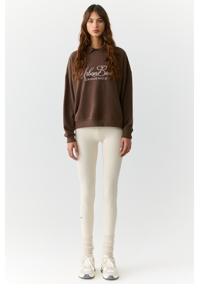 Urban Beat Alexıa Kadın Triko Gömlek Yakalı Baskı Detaylı Relaxed Kahverengi Sweatshirt Kahverengi Urban Beat Alexıa Kadın Triko Gömlek Yakalı Baskı Detaylı Relaxed Kahverengi Sweatshirt Kahverengi