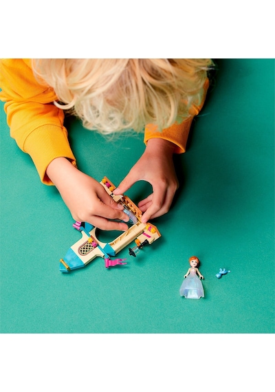 LEGO® Disney 43198 Anna’nın Kale Avlusu 74 Parça