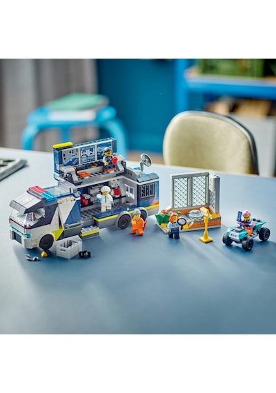 LEGO® City Polis Mobil Suç Laboratuvarı Kamyonu 60418 7+ Yaratıcı Oyuncak Yapım Seti - 674 Parça