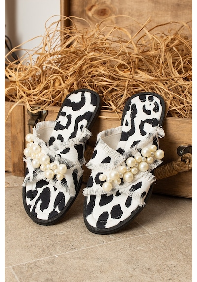 Dabab Shoes Mırella Kadın İncili Hasır Dokulu Animal Desenli Siyah Beyaz Leopar Düz Şık Terlik Dabab Shoes Mırella Kadın İncili Hasır Dokulu Animal Desenli Siyah Beyaz Leopar Düz Şık Terlik