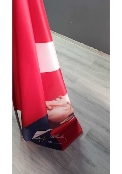 50x75cm Atatürk İmzalı Raşel Kumaş Sopalı Türk Bayrağı Dayanıklı Ve Kaliteli Dijital Baskı 50x75