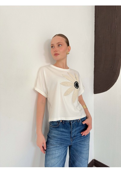 Verymoda Çiçek Detaylı Tişört D2910 Krem
