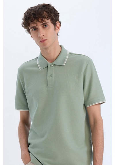 DeFacto Regular Fit Polo Yaka Kısa Kollu Waffle Tişört D7932AX25SPKH434