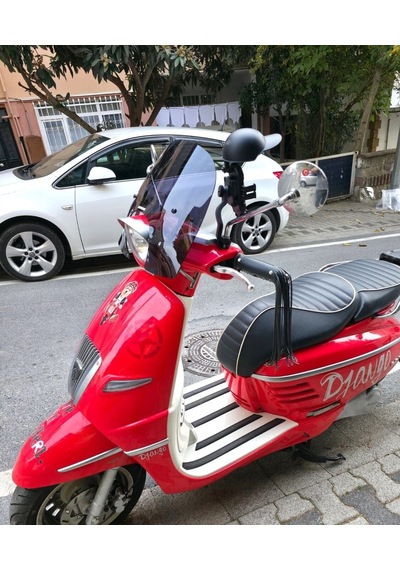 Motocam Arora Malibu 125 Ön Cam 2017-2026 Model 37cm Siyah Renkli 4mm Aparatsız