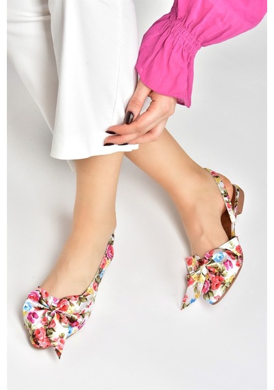 Fox Shoes Beyaz/kırmızı Saten Kumaş Çiçek Baskı Kadın Babet H726809004 Beyaz/kırmızı Beyaz - Kırmızı Fox Shoes Beyaz/kırmızı Saten Kumaş Çiçek Baskı Kadın Babet H726809004 Beyaz/kırmızı Beyaz - Kırmızı