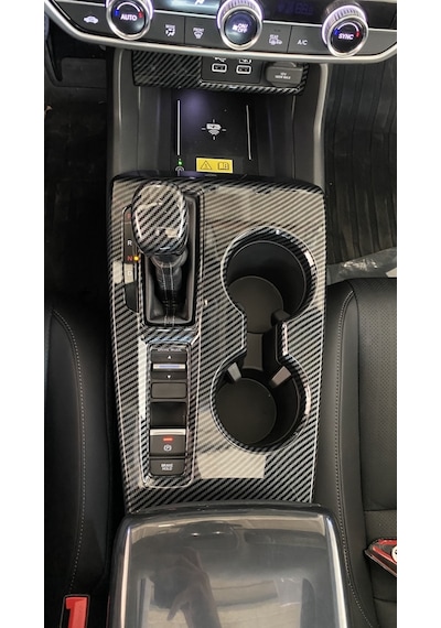 Honda - Civic Fe1 2022+ Uyumlu Vites Konsol Kaplama - Karbon