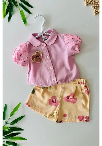 Minigimin Cicileri Miniğimin Cicileri Çiçek Desenli Şort Ve Dantel Kollu Gömlek Kız Bebek Takımı - Pembe Minigimin Cicileri Miniğimin Cicileri Çiçek Desenli Şort Ve Dantel Kollu Gömlek Kız Bebek Takımı - Pembe