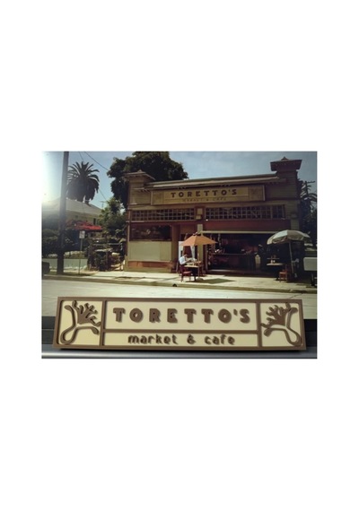 Torettos Market Yazılı Dekor