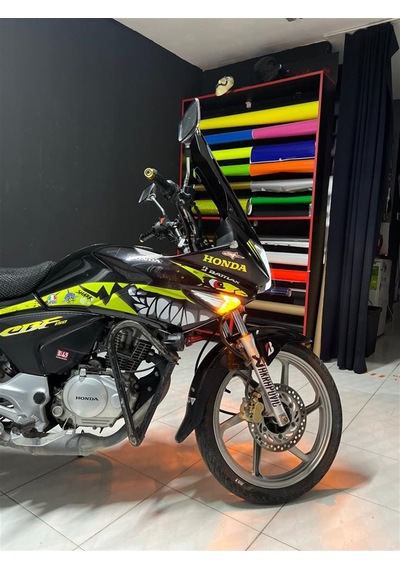 Honda CBF 150 Yeşil Shark Köpek Balığı Sticker Etiket Modeli